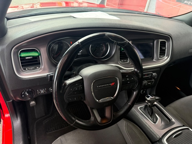 2019 Dodge CHARGER SXT