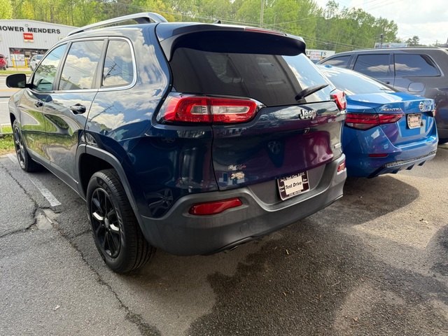 2018 Jeep CHEROKEE LATITUDE PLUS