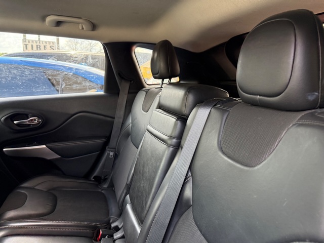 2018 Jeep CHEROKEE LATITUDE PLUS