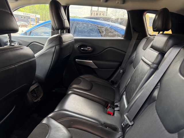 2018 Jeep CHEROKEE LATITUDE PLUS