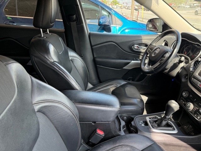 2018 Jeep CHEROKEE LATITUDE PLUS