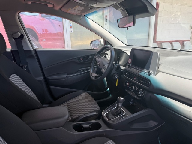 2023 Hyundai KONA SE