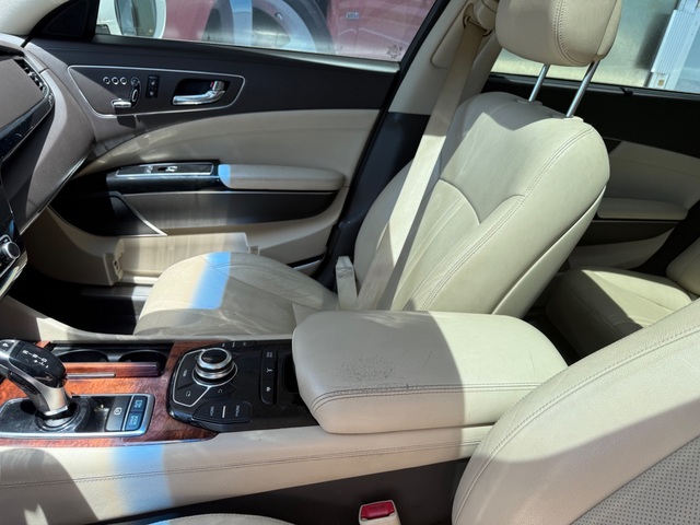 2016 Kia K900 LUXURY