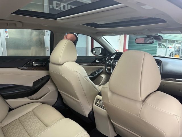 2017 Nissan MAXIMA PLATINUM