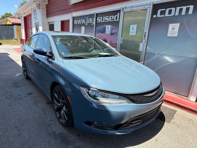 2015 Chrysler 200 SPORT