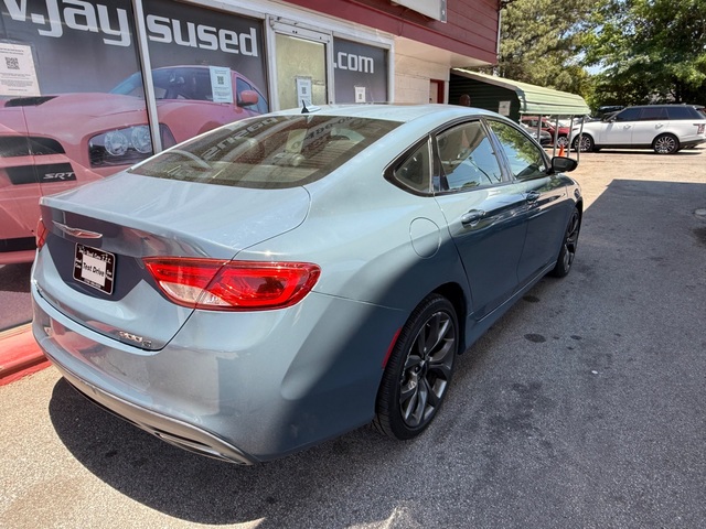 2015 Chrysler 200 SPORT