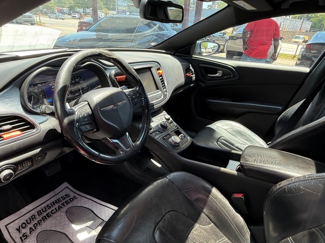 2015 Chrysler 200 SPORT