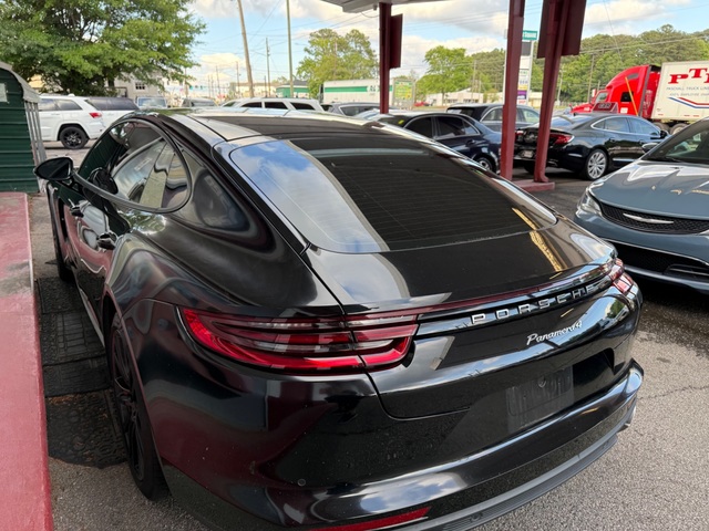 2017 Porsche PANAMERA 2