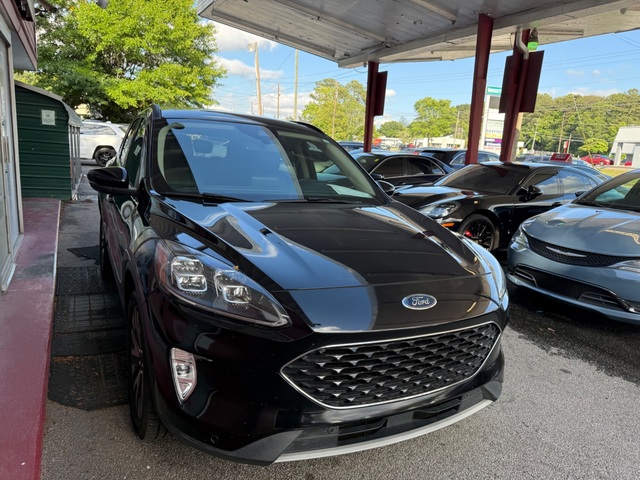 2020 Ford ESCAPE TITANIUM