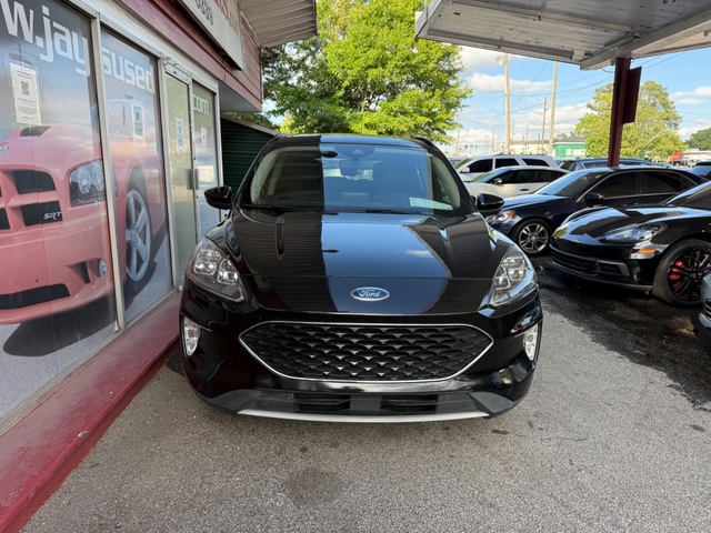 2020 Ford ESCAPE TITANIUM