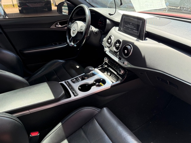 2018 Kia STINGER GT2