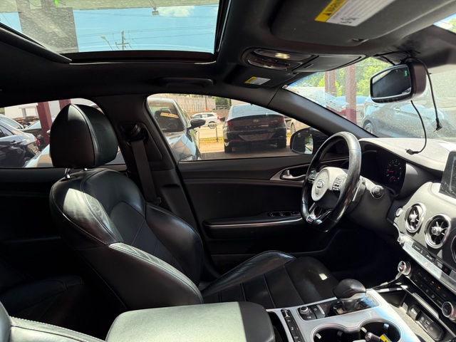 2018 Kia STINGER GT2