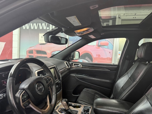2017 Jeep GRAND CHEROKEE OVERLAND