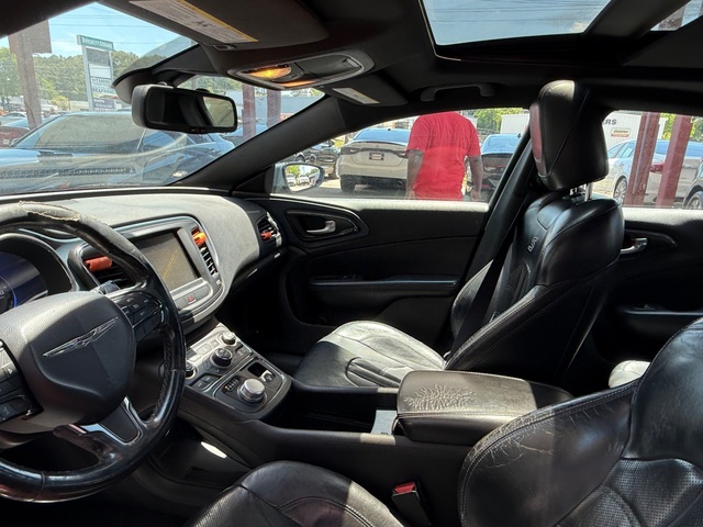 2015 Chrysler 200
