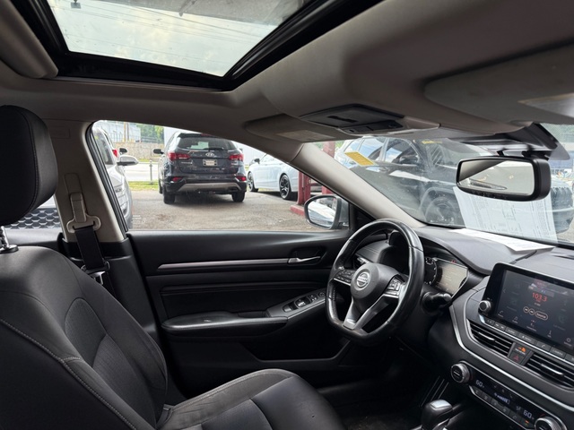 2019 Nissan ALTIMA SV
