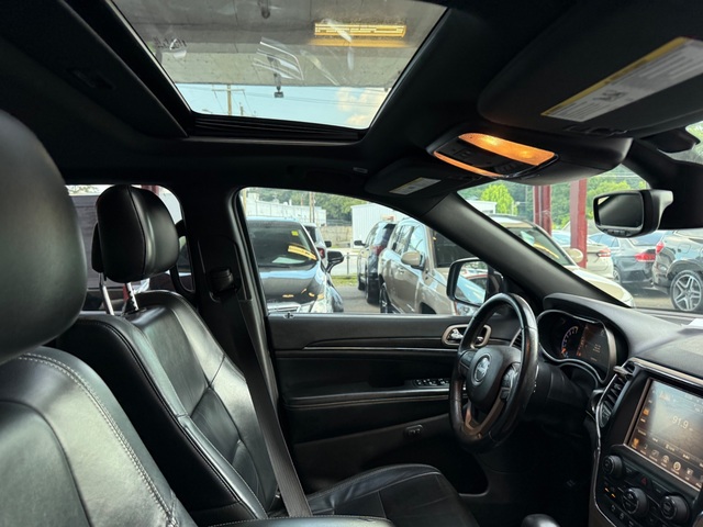 2017 Jeep GRAND CHEROKEE LIMITED