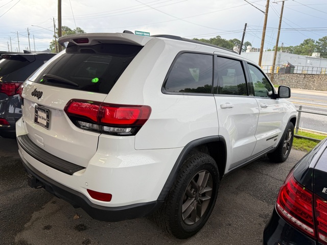 2016 Jeep GRAND CHEROKEE LAREDO