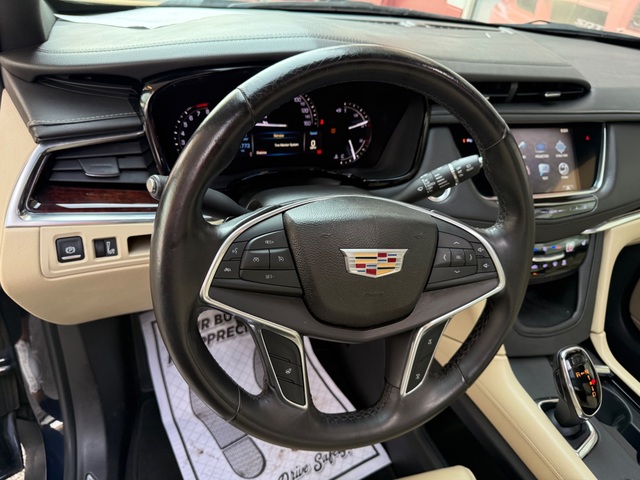 2017 Cadillac XT5 LUXURY