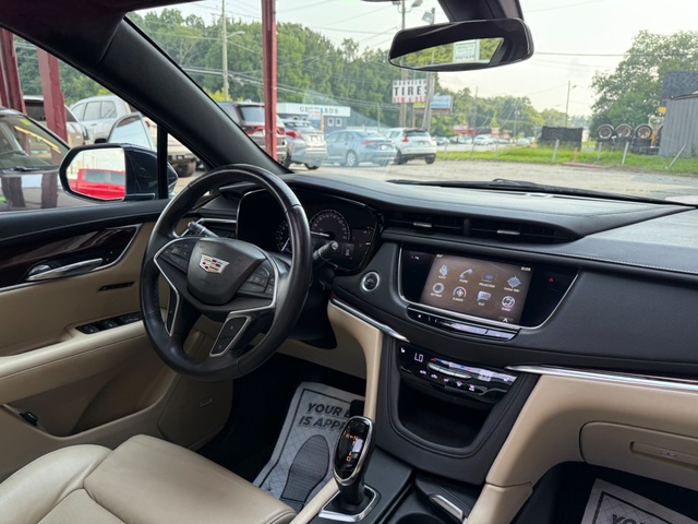 2017 Cadillac XT5 LUXURY