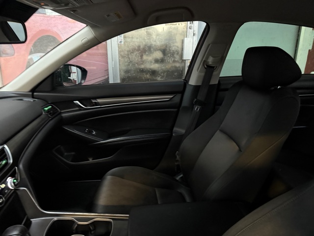 2019 Honda ACCORD LX