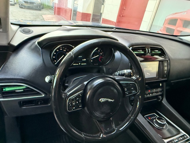 2018 Jaguar F Pace Premium