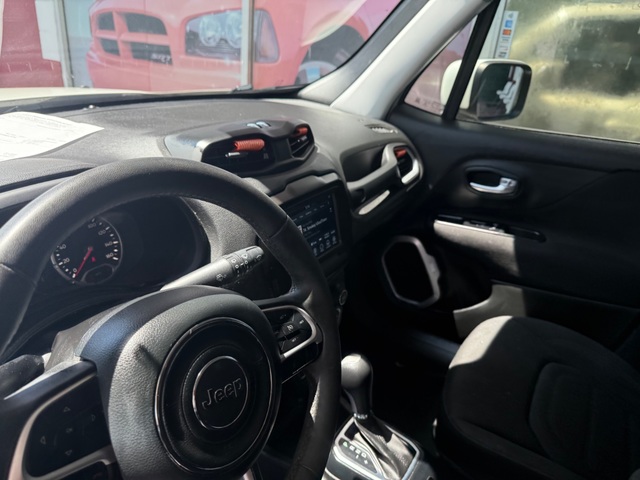 2019 Jeep RENEGADE LATITUDE