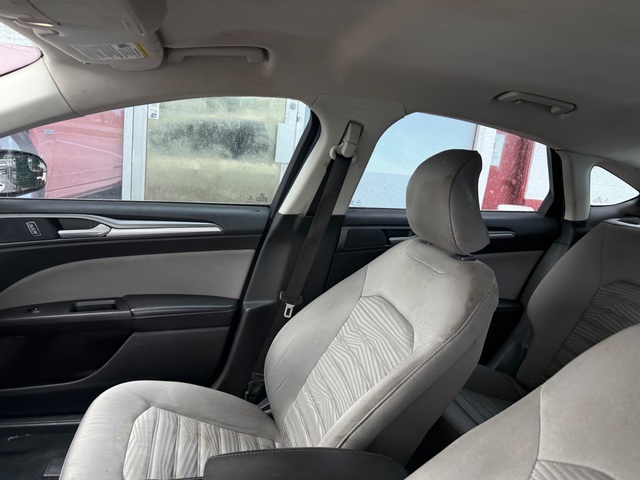 2016 Ford FUSION S