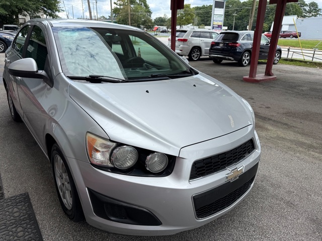2016 Chevrolet SONIC LT