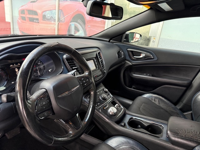 2015 Chrysler 200 S