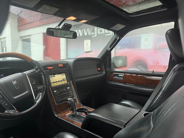 2016 Lincoln NAVIGATOR SELECT
