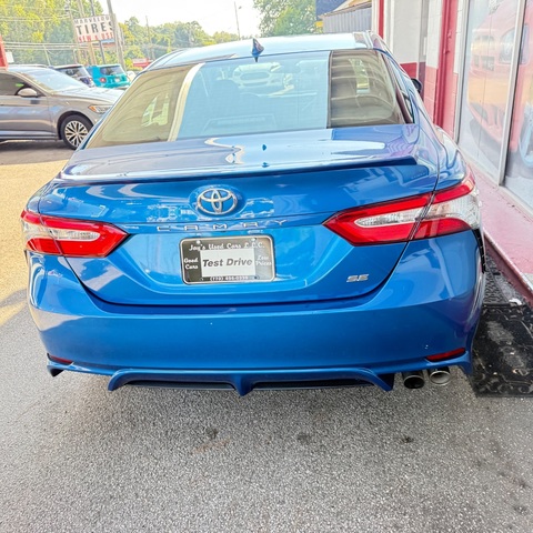2019 Toyota CAMRY SE