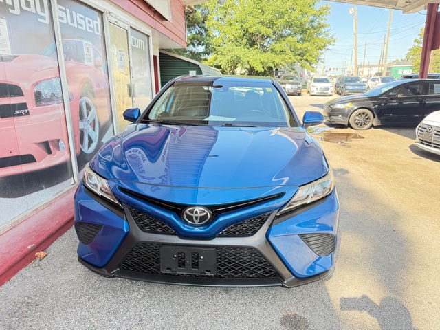 2019 Toyota CAMRY SE