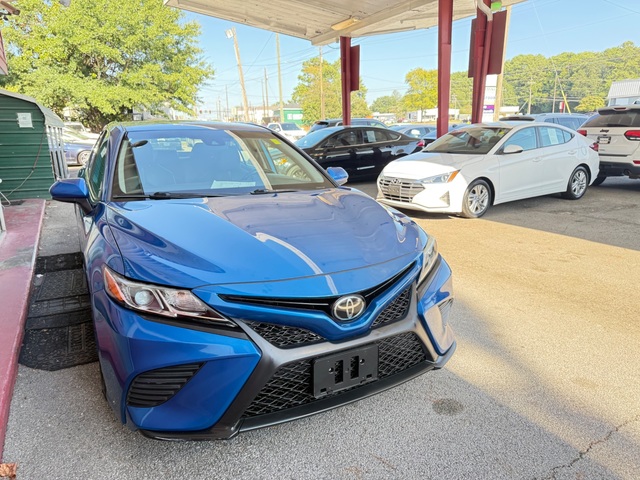 2019 Toyota CAMRY SE