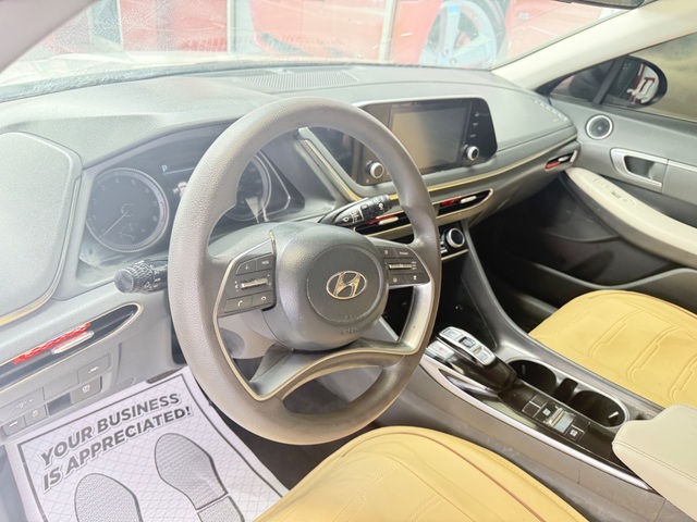 2022 Hyundai SONATA SEL