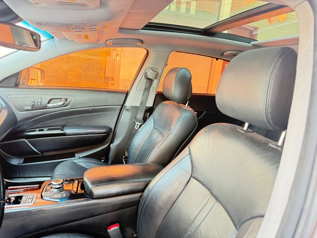 2015 Kia K900 PREMIUM