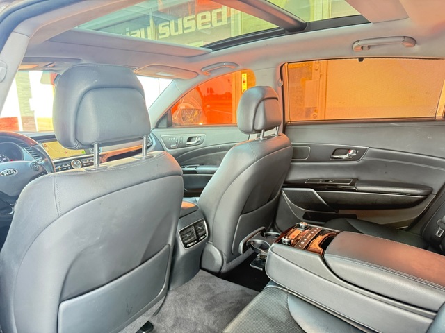 2015 Kia K900 PREMIUM
