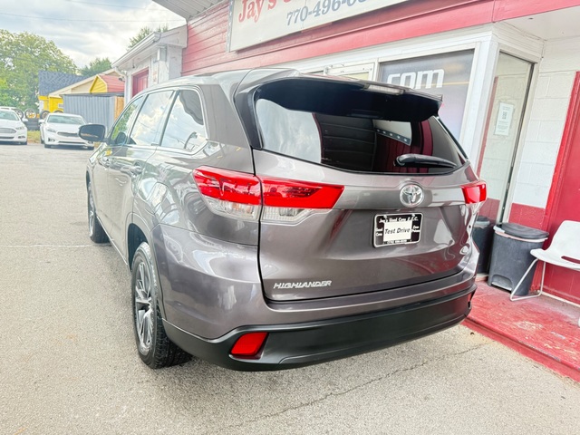 2017 Toyota HIGHLANDER LE