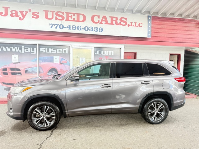 2017 Toyota HIGHLANDER LE