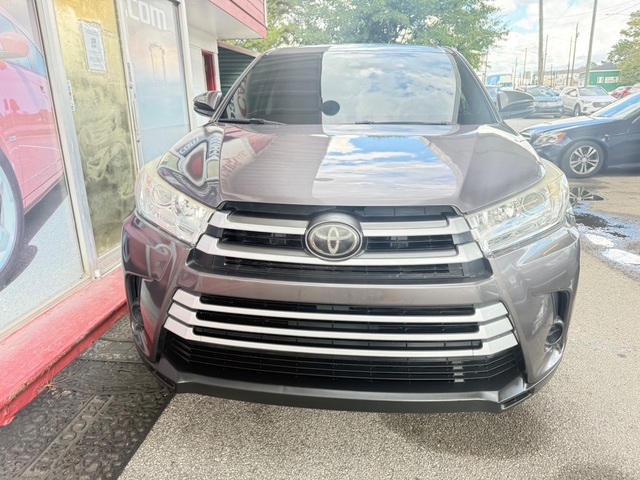 2017 Toyota HIGHLANDER LE