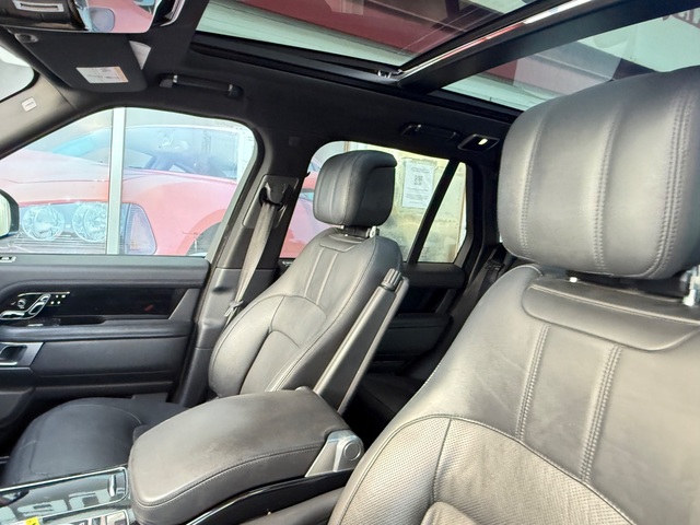 2018 Land Rover RANGE ROVER HSE