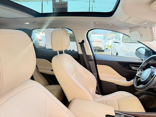 2018 Jaguar F-PACE PRESTIGE