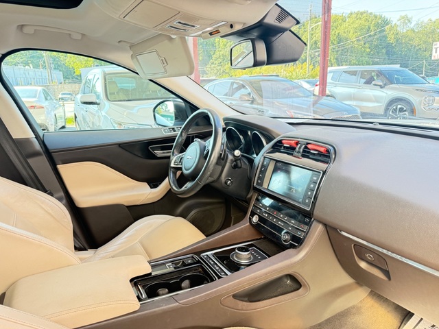2018 Jaguar F-PACE PRESTIGE