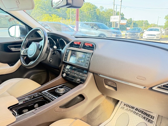 2018 Jaguar F-PACE PRESTIGE