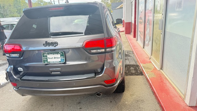2018 Jeep GRAND CHEROKEE ALTITUDE