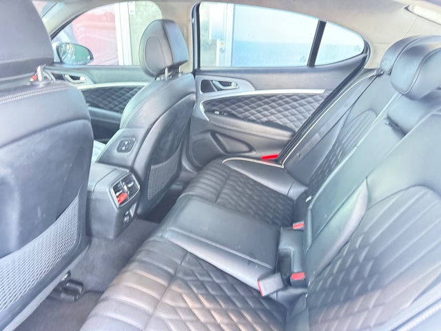 2020 Genesis G70 PRESTIGE