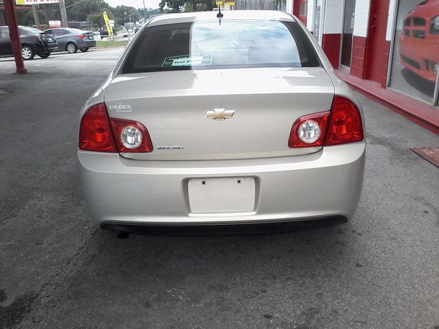 2011 Chevrolet Malibu LS w/1LS