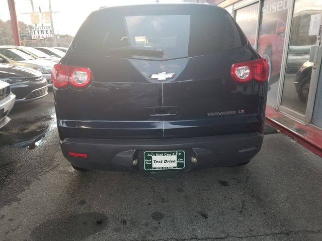 2010 Chevrolet Traverse LS